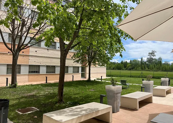 Residencia Universitaria Resa Los Abedules
